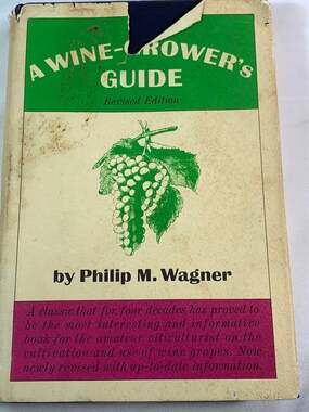A Wine Growers Guide book